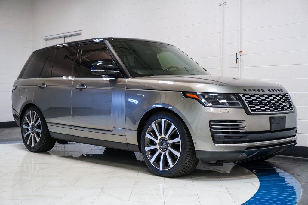 2019 Land Rover Range Rover SuperCharged photo 2