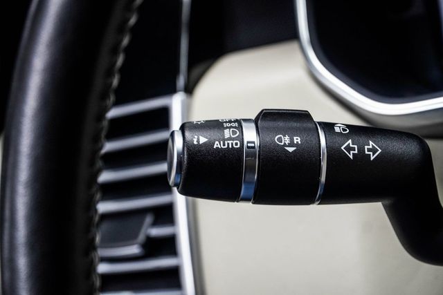 2019 Land Rover Range Rover V8 Supercharged SWB - 23018297 - 35