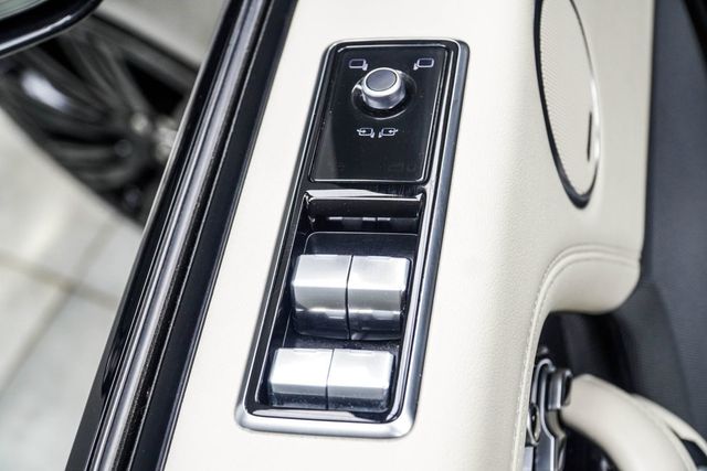2019 Land Rover Range Rover V8 Supercharged SWB - 23018297 - 40
