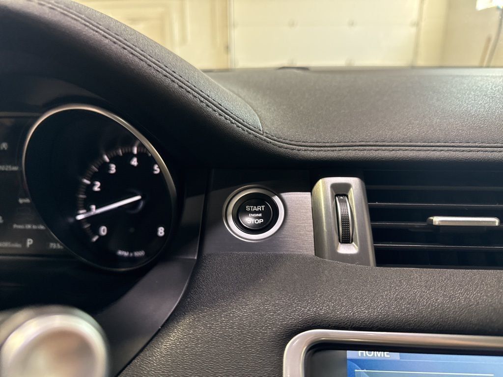 2019 Land Rover Range Rover Evoque 5 Door Landmark Edition - 22995999 - 16