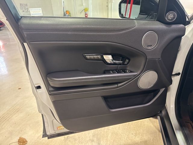 2019 Land Rover Range Rover Evoque 5 Door Landmark Edition - 22995999 - 31