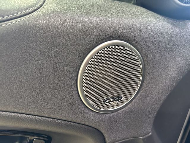 2019 Land Rover Range Rover Evoque 5 Door Landmark Edition - 22995999 - 33