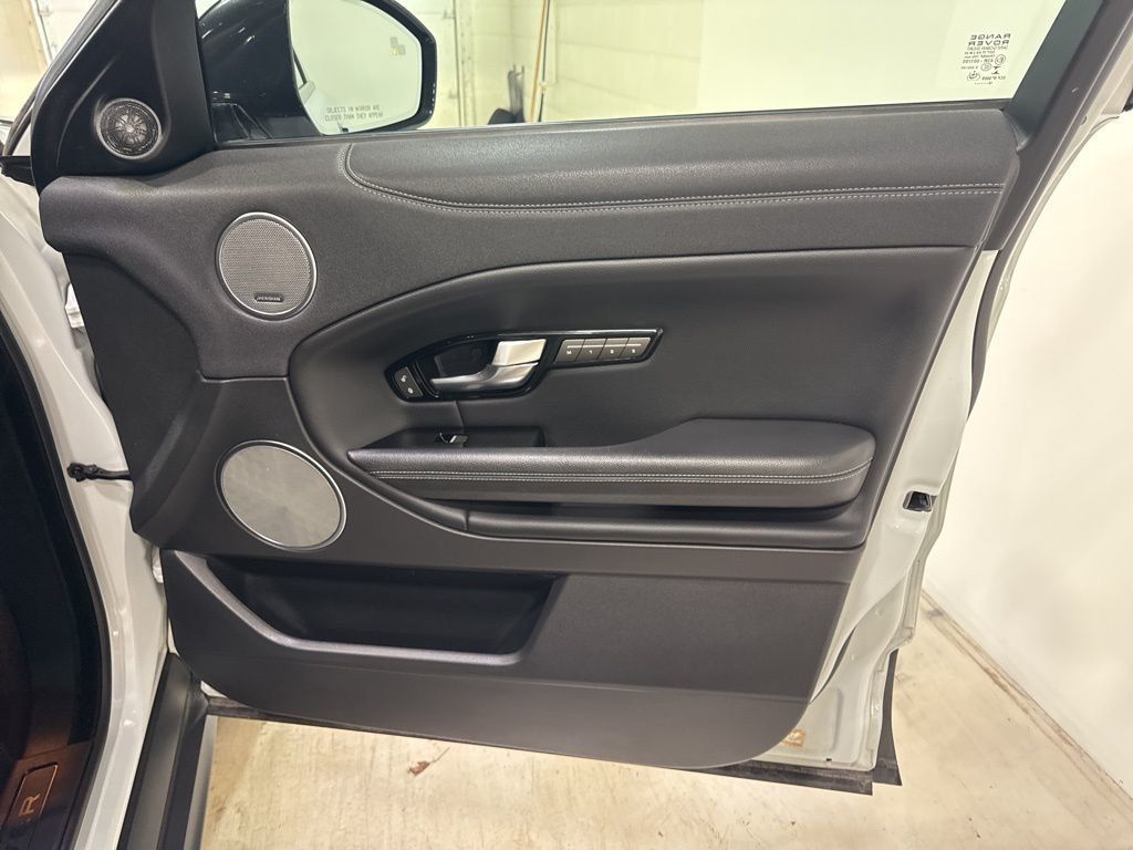 2019 Land Rover Range Rover Evoque 5 Door Landmark Edition - 22995999 - 50