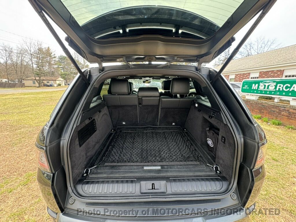 2019 Land Rover Range Rover Sport BEAUTIFUL BLACK ON BLACK!! AND IN MINT CONDITION!  - 23004074 - 6