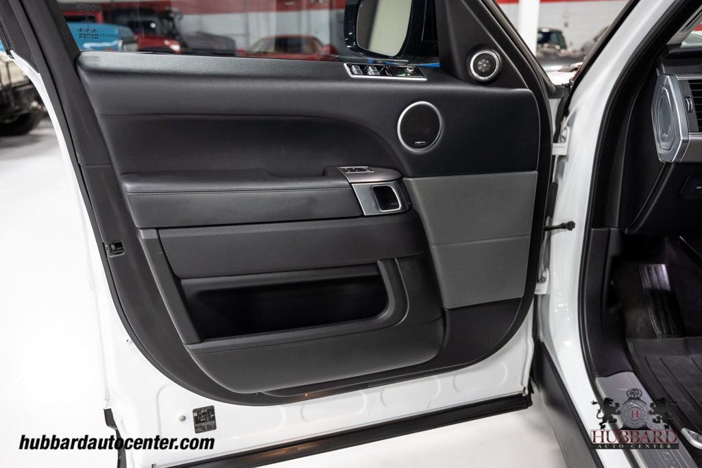 2019 Land Rover Range Rover Sport SuperCharged HSE photo 11