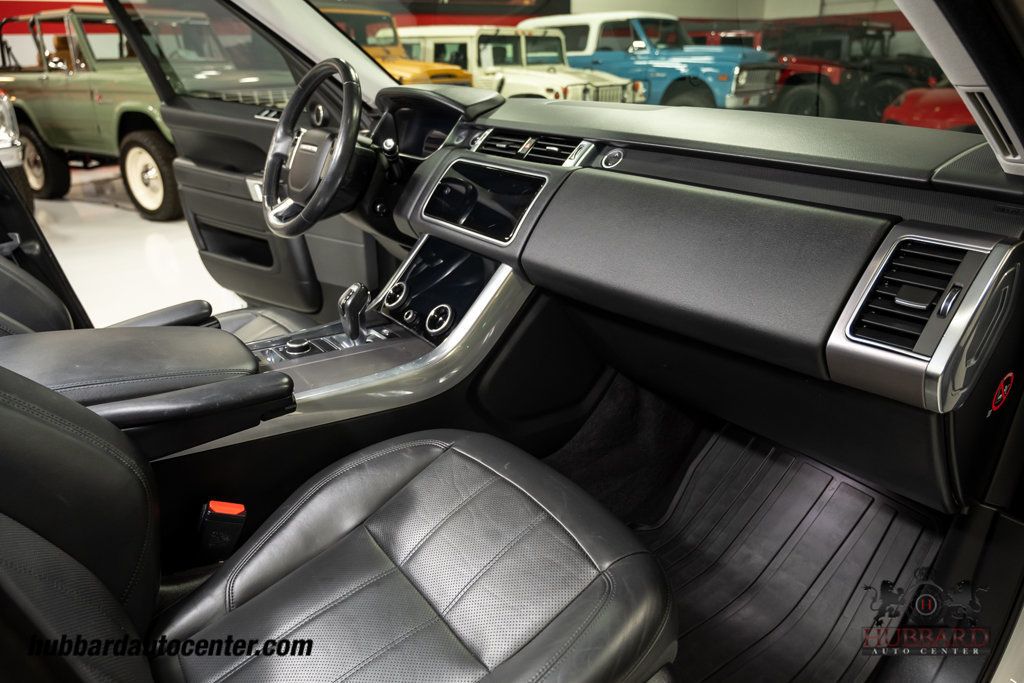 2019 Land Rover Range Rover Sport SuperCharged HSE photo 18