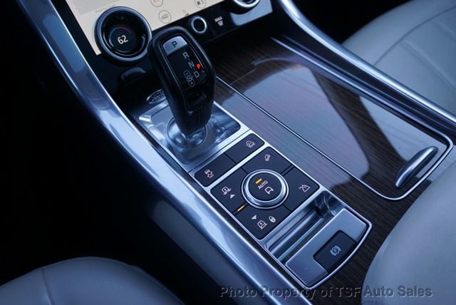 2019 Land Rover Range Rover Sport V8 Supercharged Dynamic CARPLAY 360 CAMERAS NAVIGATION LOADED!!! - 22932639 - 35