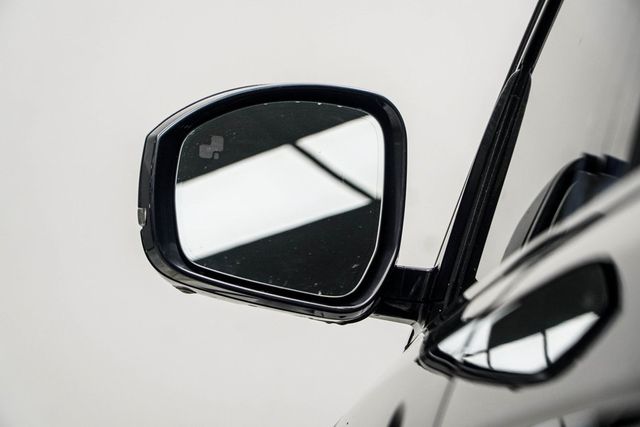 2019 Land Rover Range Rover Sport V8 Supercharged SVR - 22939445 - 13