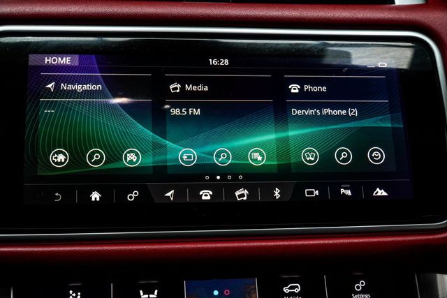 2019 Land Rover Range Rover Sport V8 Supercharged SVR - 22939445 - 20