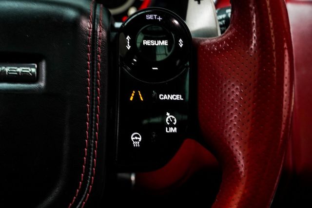 2019 Land Rover Range Rover Sport V8 Supercharged SVR - 22939445 - 25