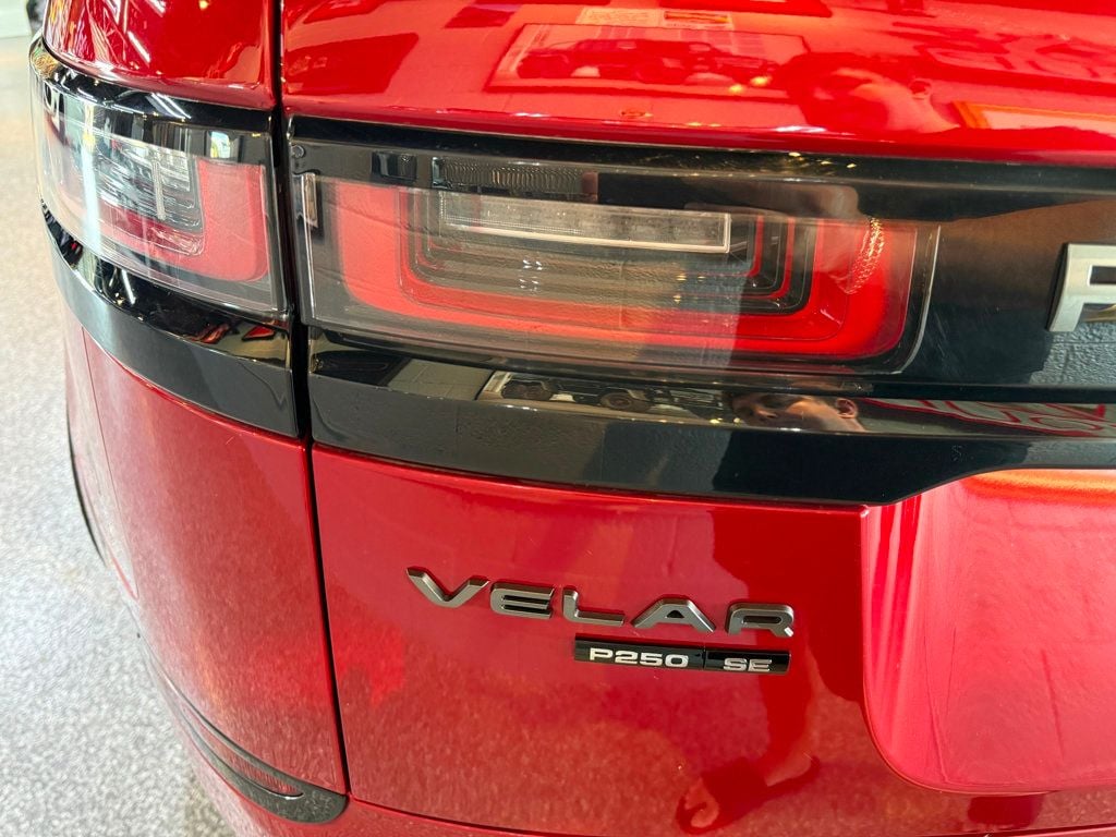 2019 Land Rover Range Rover Velar R-Dynamic SE photo 14