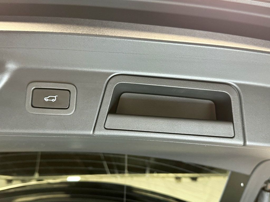 2019 Land Rover Range Rover Velar P250 R-Dynamic SE - 23089878 - 43