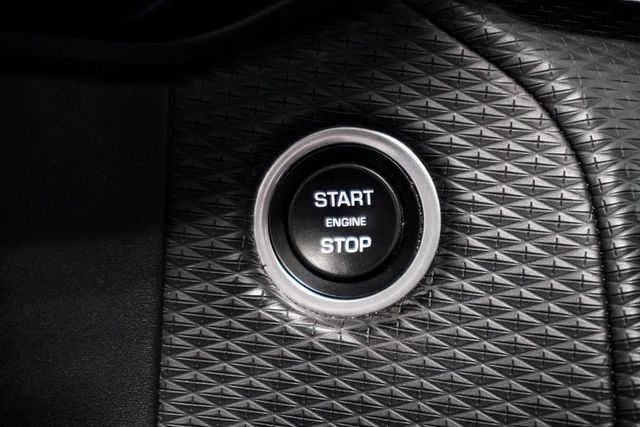 2019 Land Rover Range Rover Velar P250 R-Dynamic SE - 22924986 - 23