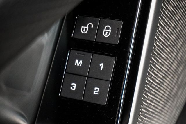 2019 Land Rover Range Rover Velar P250 R-Dynamic SE - 22924986 - 25