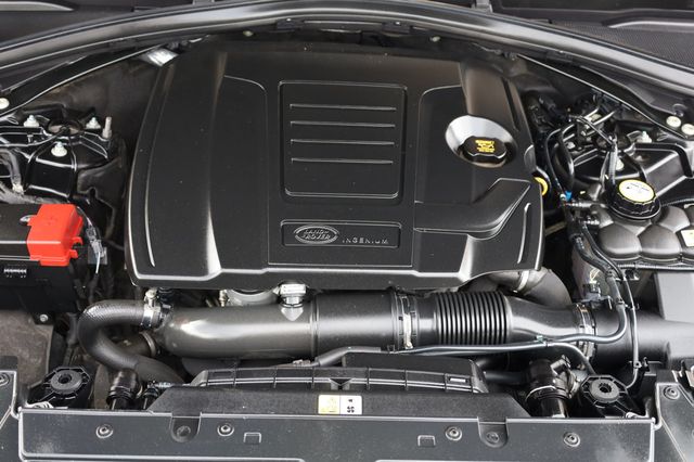 2019 Land Rover Range Rover Velar P250 R-Dynamic SE - 22925251 - 10