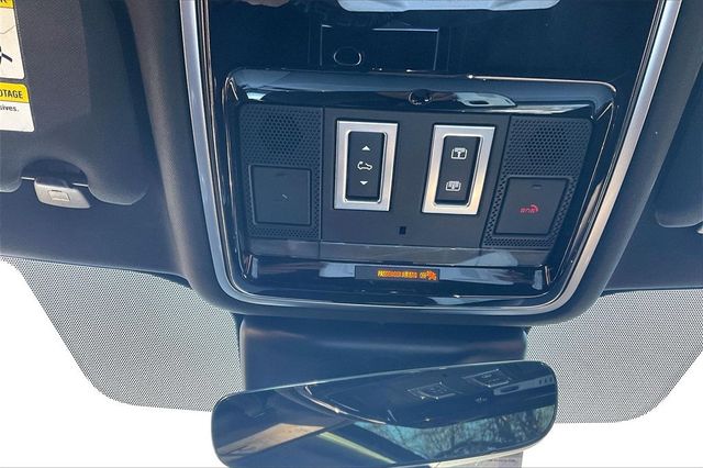 2019 Land Rover Range Rover Velar P250 R-Dynamic SE - 22940248 - 28