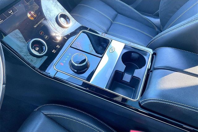 2019 Land Rover Range Rover Velar P250 R-Dynamic SE - 22940248 - 31