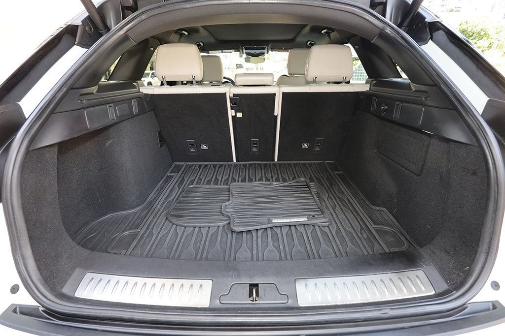 2019 Land Rover Range Rover Velar P250 R-Dynamic SE - 23053323 - 33