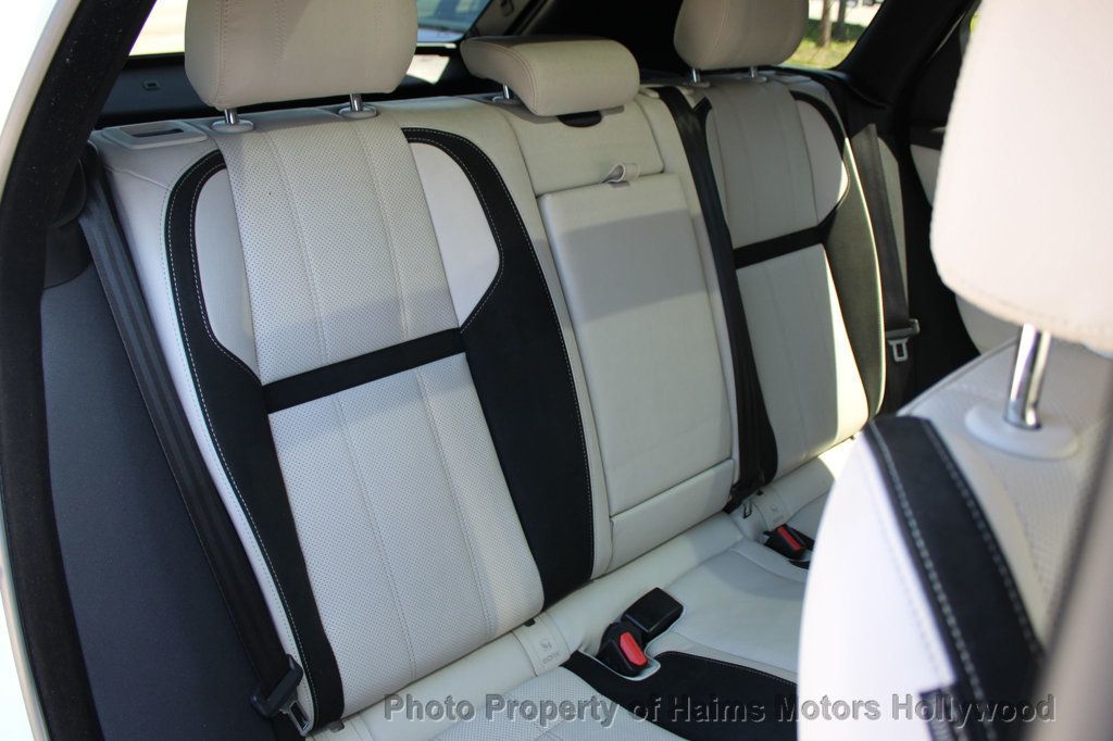 2019 Land Rover Range Rover Velar S photo 14
