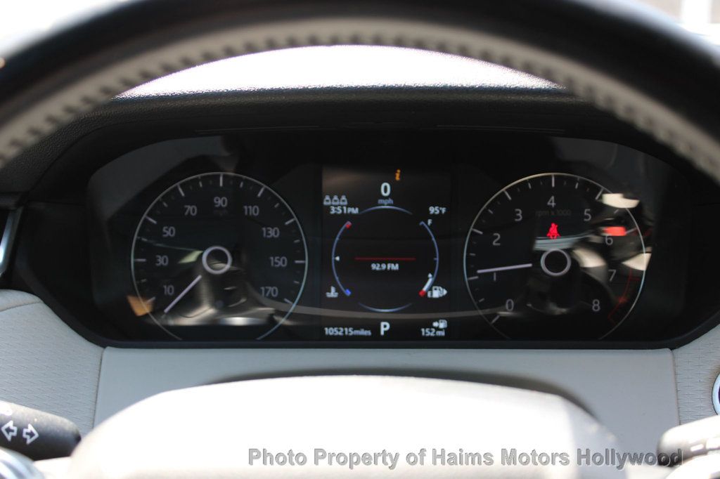 2019 Land Rover Range Rover Velar S photo 19