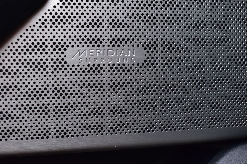 2019 Land Rover Range Rover Velar P340 R-Dynamic SE - 22956296 - 51