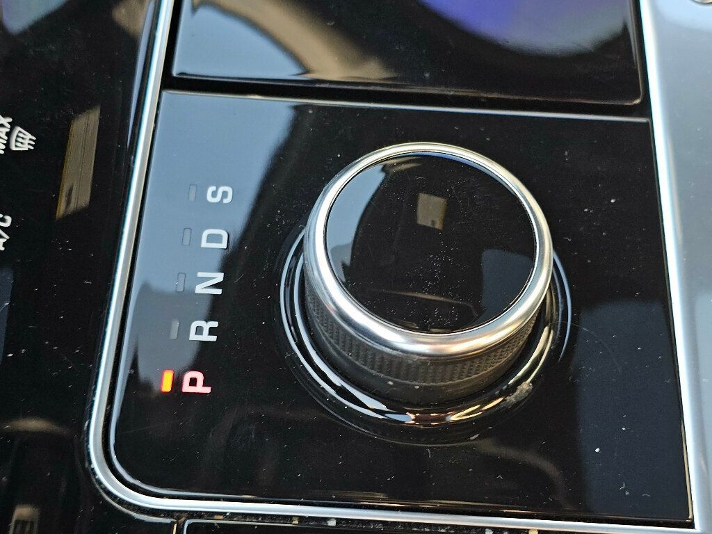 2019 Land Rover Range Rover Velar P340 R-Dynamic SE - 22979009 - 28