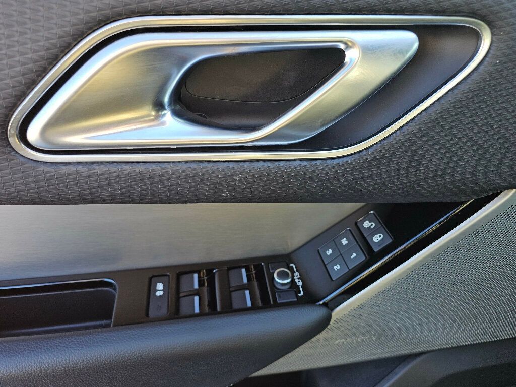 2019 Land Rover Range Rover Velar P340 R-Dynamic SE - 22979009 - 37