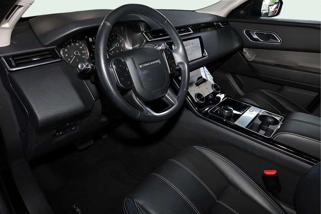 2019 Land Rover Range Rover Velar S photo 22