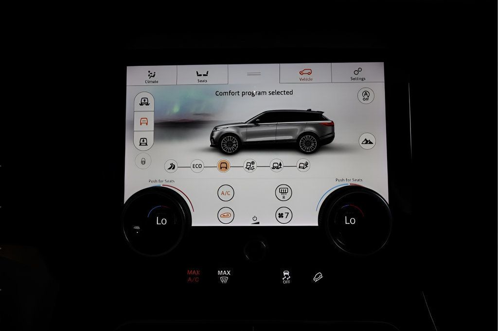 2019 Land Rover Range Rover Velar S photo 26