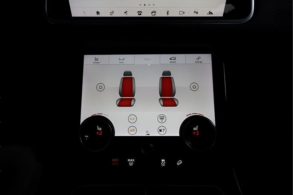 2019 Land Rover Range Rover Velar S photo 28