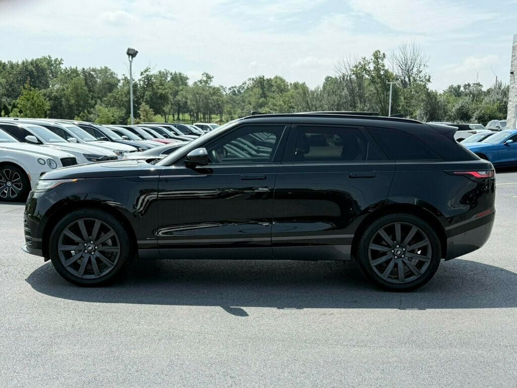 2019 Land Rover Range Rover Velar R-Dynamic HSE photo 18