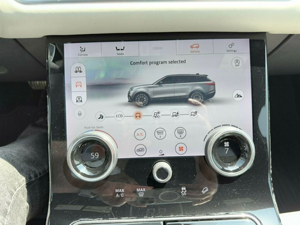 2019 Land Rover Range Rover Velar R-Dynamic HSE photo 33