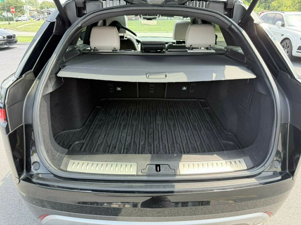 2019 Land Rover Range Rover Velar R-Dynamic HSE photo 41