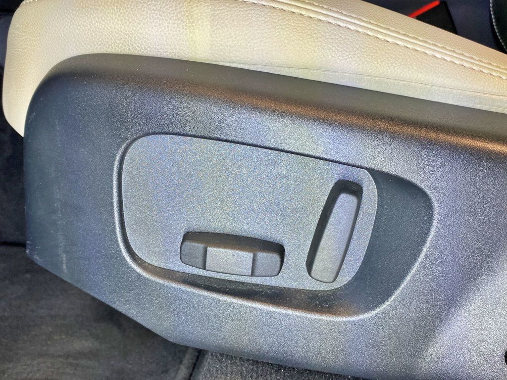 2019 Land Rover Range Rover Velar P380 S - 23011582 - 23