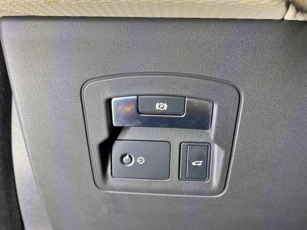 2019 Land Rover Range Rover Velar P380 S - 23011582 - 25