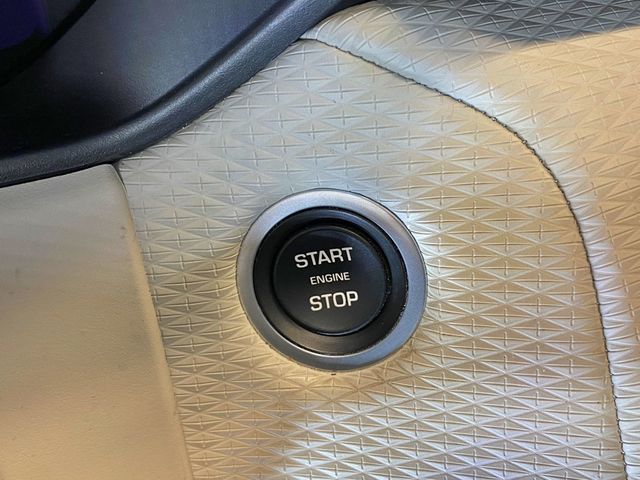 2019 Land Rover Range Rover Velar P380 S - 23011582 - 32