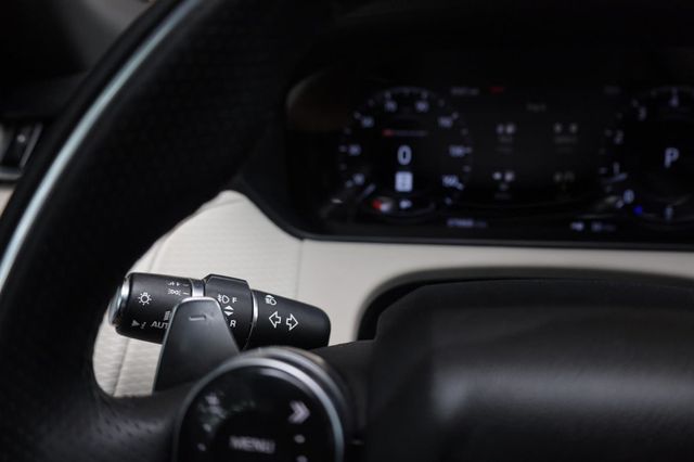 2019 Land Rover Range Rover Velar R-Dynamic SE - 23035531 - 35