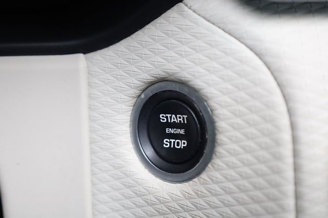 2019 Land Rover Range Rover Velar R-Dynamic SE - 23035531 - 37