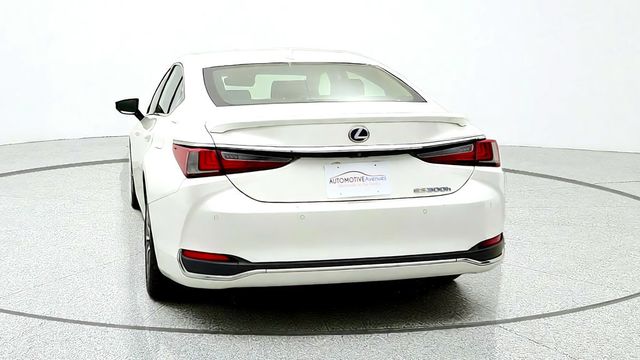 2019 Lexus ES ES 300h FWD w/ Navigation Pkg, Premium Pkg & Blind Spot Monitor - 23097880 - 5
