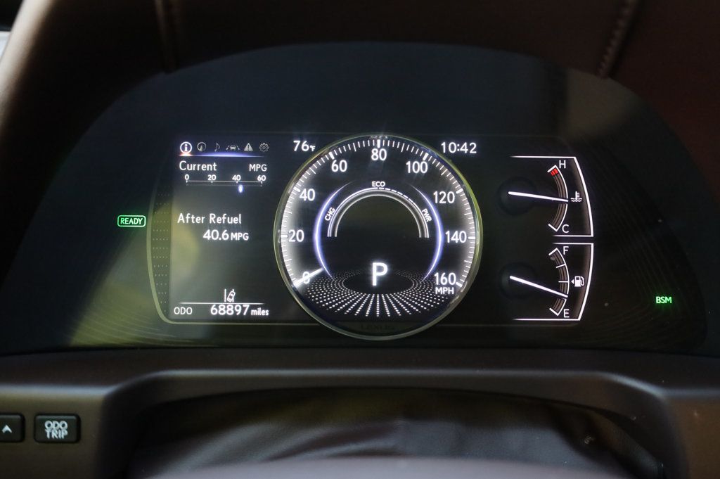 2019 Lexus ES 300h Luxury photo 43