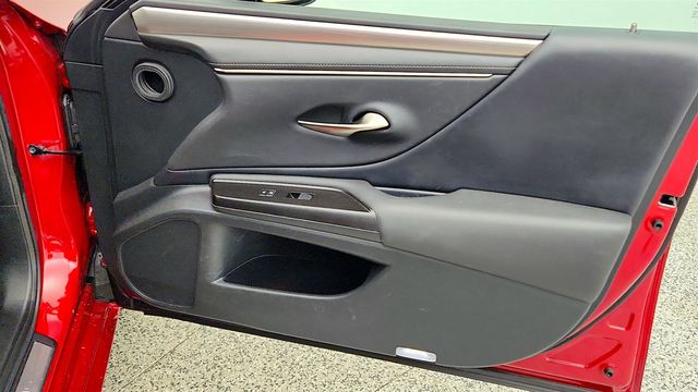 2019 Lexus ES ES 350 F SPORT FWD w/ Blind Spot Monitor & Heated Wheel - 23041459 - 24