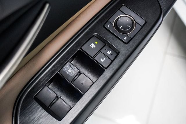 2019 Lexus ES ES 350 FWD - 23003480 - 17