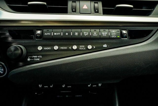 2019 Lexus ES ES 350 FWD - 22978395 - 21