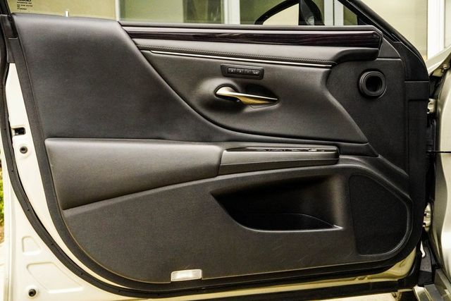 2019 Lexus ES ES 350 FWD - 22978395 - 33