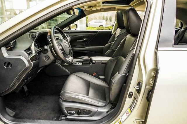 2019 Lexus ES ES 350 FWD - 22978395 - 36