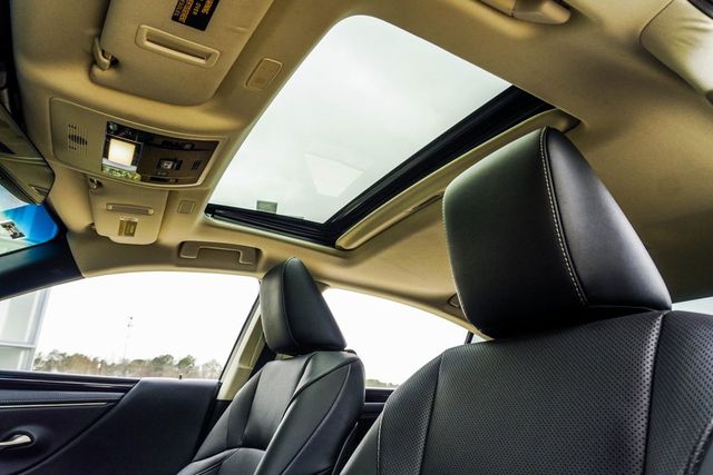 2019 Lexus ES ES 350 FWD - 22978395 - 40