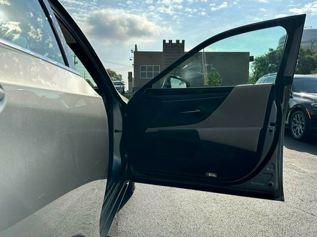 2019 Lexus ES ES 350 FWD - 23073131 - 18