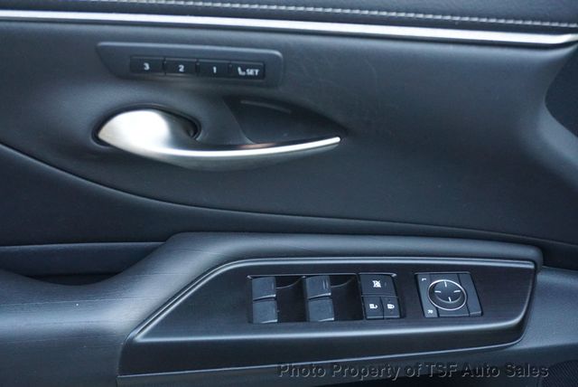 2019 Lexus ES ES 350 Luxury FWD CARPLAY PANO ROOF NAVI REAR CAM HOT&COOL SEATS - 22964148 - 35