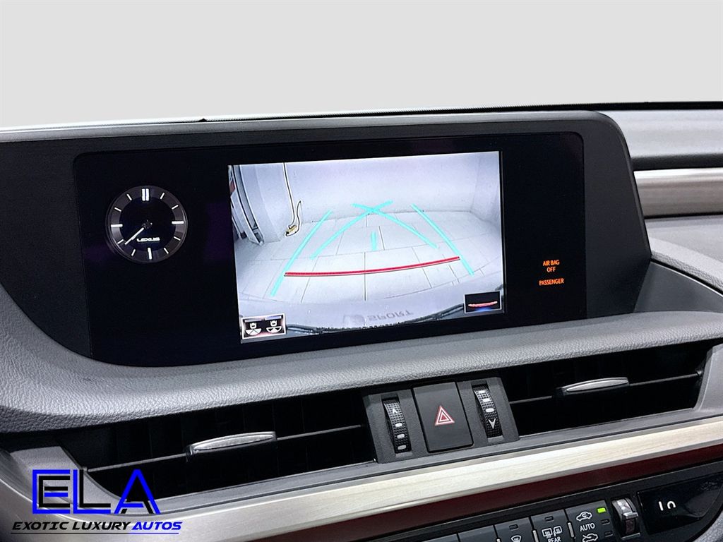 2019 Lexus ES F SPORT! RED GUTS! PARK ASSIST! APPLE CAR PLAY! CLEAN CLEAN! - 22939609 - 16