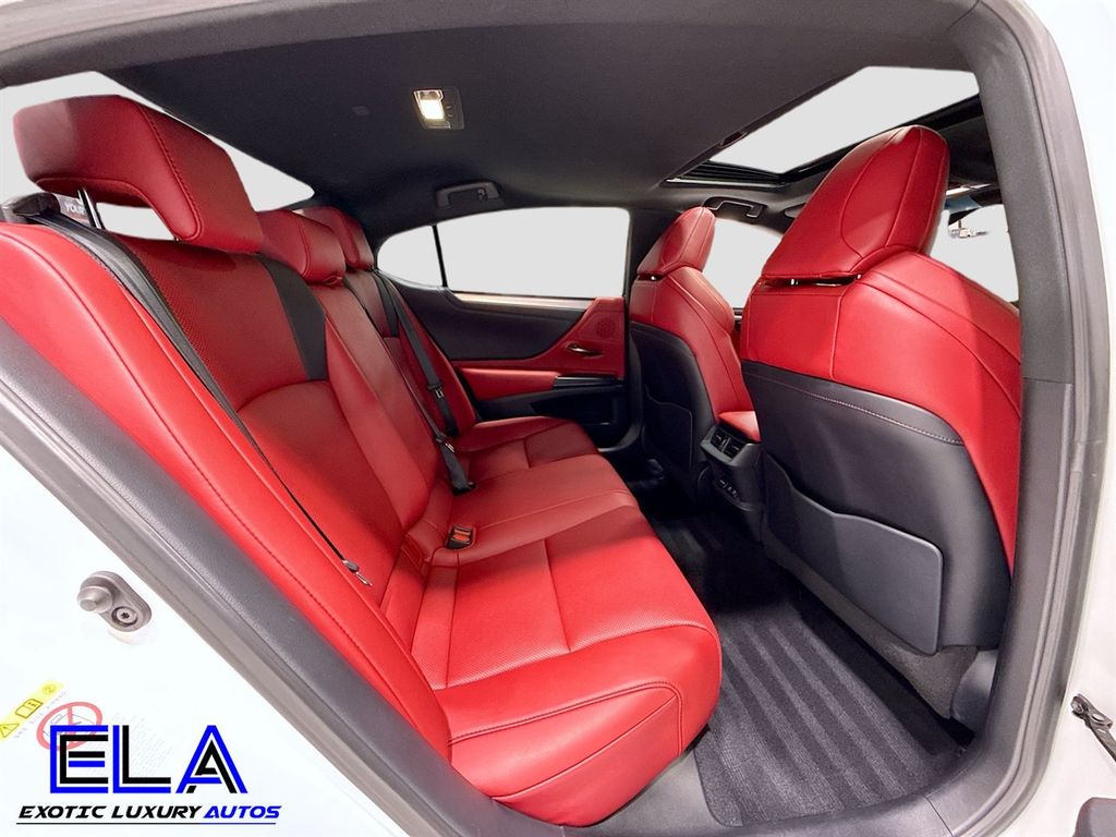 2019 Lexus ES F SPORT! RED GUTS! PARK ASSIST! APPLE CAR PLAY! CLEAN CLEAN! - 22939609 - 33